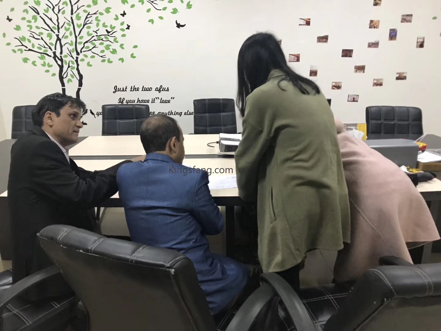 Cómo elegir la impresora de inyección de tinta adecuada para su cliente